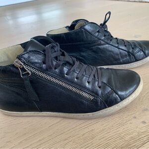 Bocage Black Leather High-Top Sneakers with Zipper Size 39